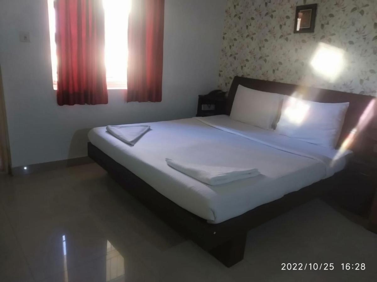 The Green Path Eco Hotel Bangalore Ngoại thất bức ảnh