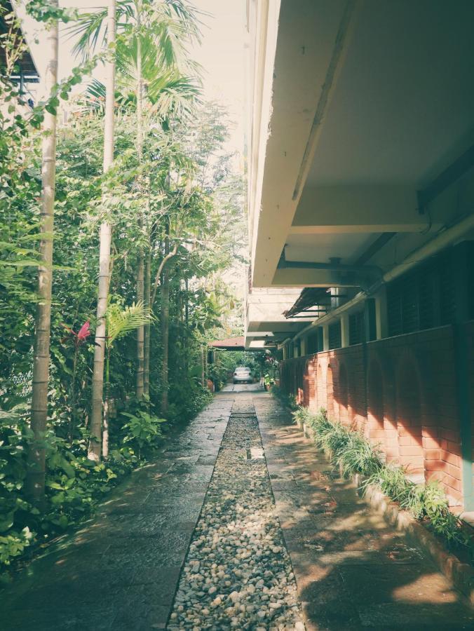 The Green Path Eco Hotel Bangalore Ngoại thất bức ảnh